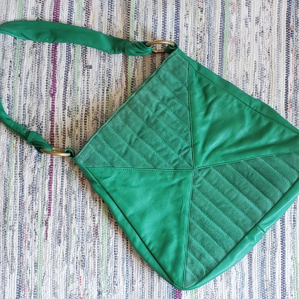 GOLDENBLEU Green Leather Suede Shoulder Bag EUC